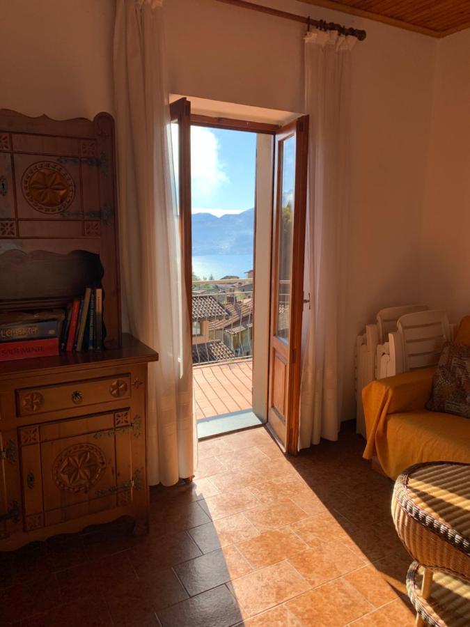 Casa Savina - Stupenda Vista Lago E Monti 플레시오 외부 사진