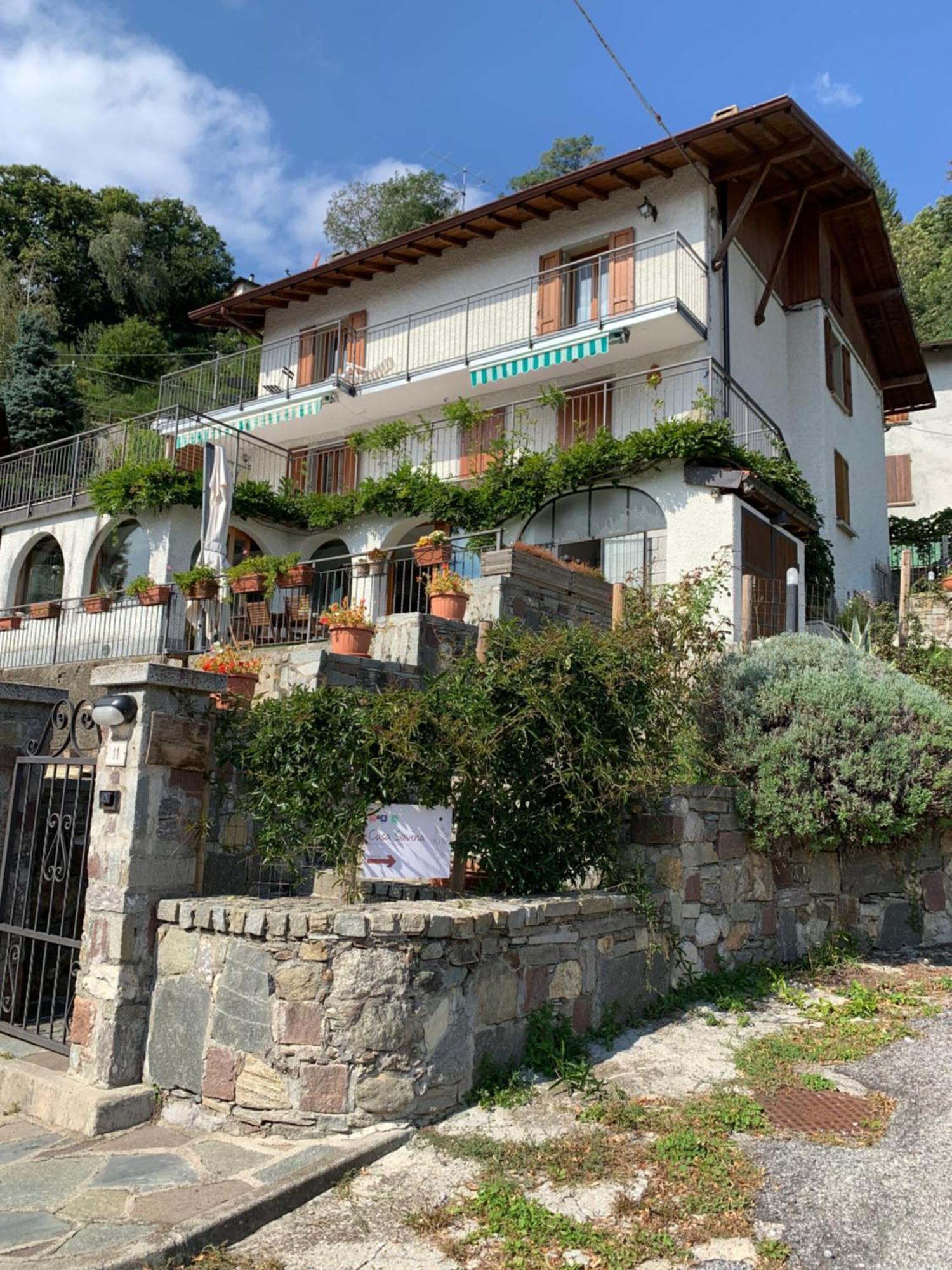 Casa Savina - Stupenda Vista Lago E Monti 플레시오 외부 사진